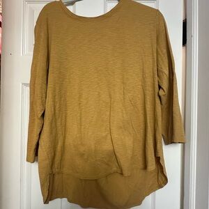 Kirkland Signature Women's 3/4 Sleeve Mustard Top